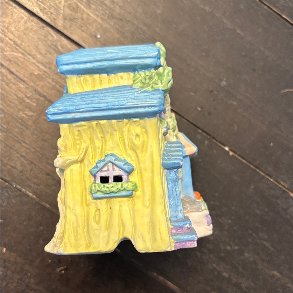 Colorful Ceramic General Store Decor - Picture 5 of 6
